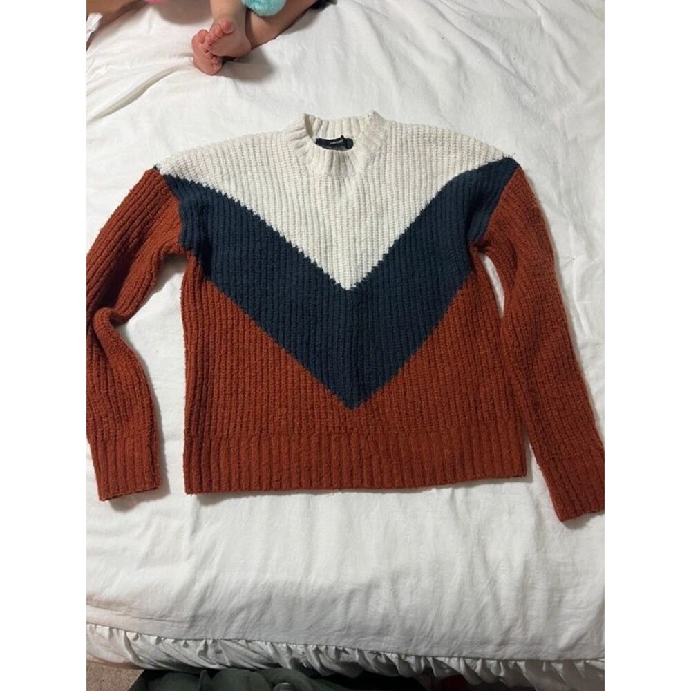 Women’s size small forever 21 sweater chevron long sleeve warm cozy